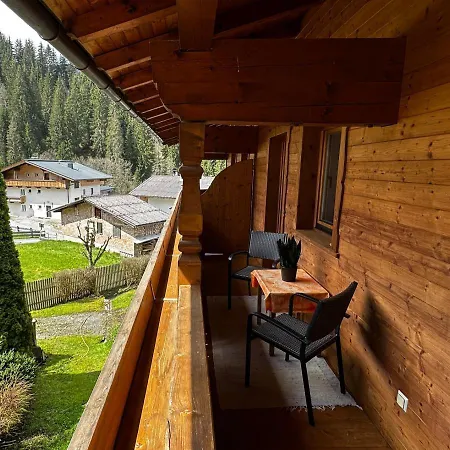 Haus Luxer اوفاش