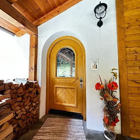 Apartment Haus Luxer