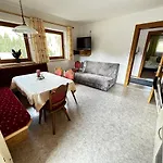 Haus Luxer Appartamento Auffach