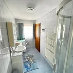 Haus Luxer 아파트 아우파흐