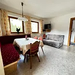 Haus Luxer 아파트