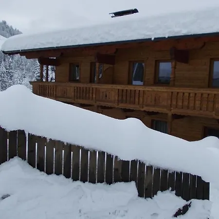 Haus Luxer *